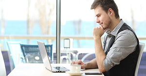 FX経験者に聞く!FXの口座開設で重視するのはどんな点?