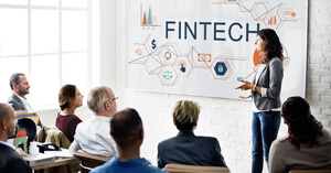 今年、大きな話題となっている「フィンテック」とは(前編)